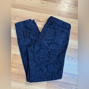 Banana Republic Jacquard Jeans Textured Embossed Floral Navy Blue Women’s 30